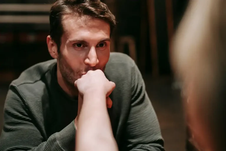 20 Signs He Is Thinking About You Sexually