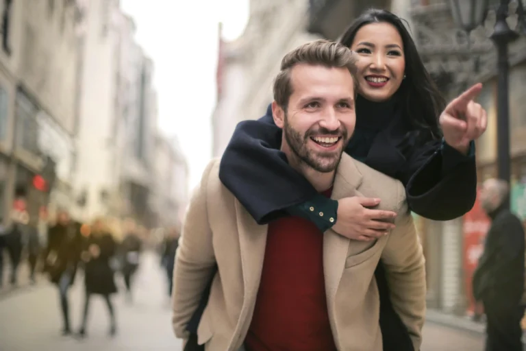 22 Fun Weekend Bonding Activities for Couples